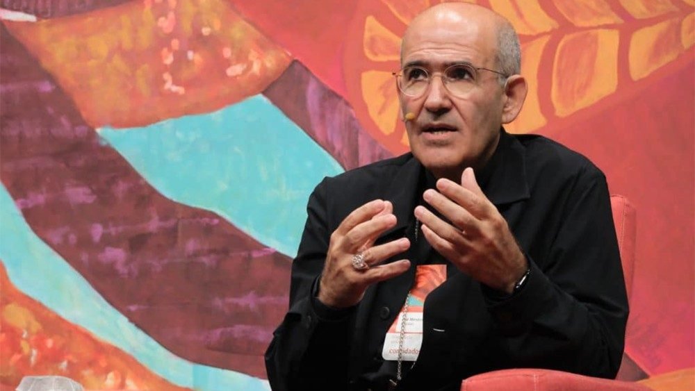 Card. Tolentino: "O espanto é o umbigo do mundo"
