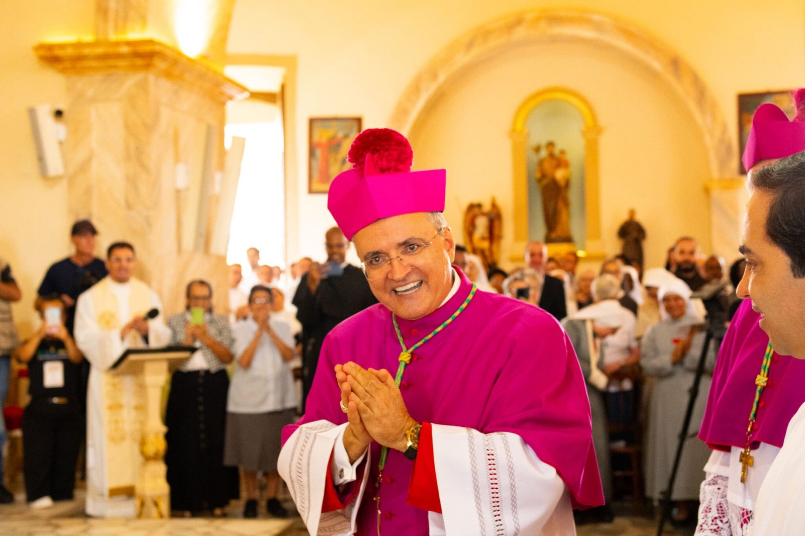 Dom Walter assume a Diocese da Campanha