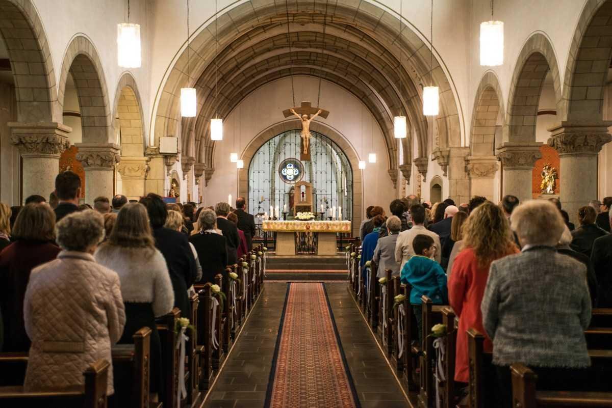 A preparação para a Missa começa antes de chegar à igreja
